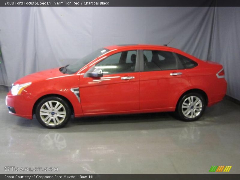 Vermillion Red / Charcoal Black 2008 Ford Focus SE Sedan