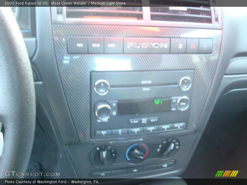 Moss Green Metallic / Medium Light Stone 2009 Ford Fusion SE V6
