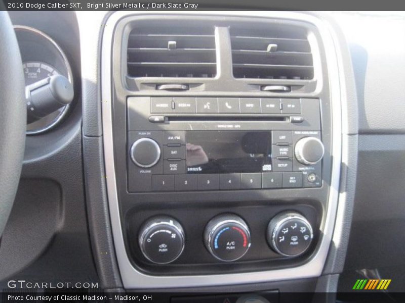Bright Silver Metallic / Dark Slate Gray 2010 Dodge Caliber SXT