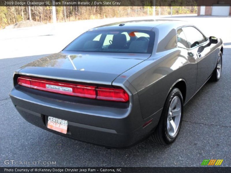 Dark Titanium Metallic / Dark Slate Gray 2009 Dodge Challenger SE