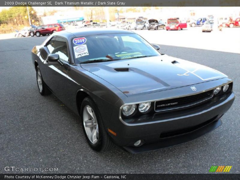 Dark Titanium Metallic / Dark Slate Gray 2009 Dodge Challenger SE