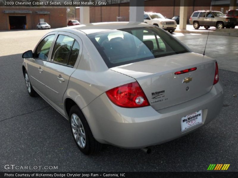 Gold Mist Metallic / Gray 2009 Chevrolet Cobalt LT Sedan