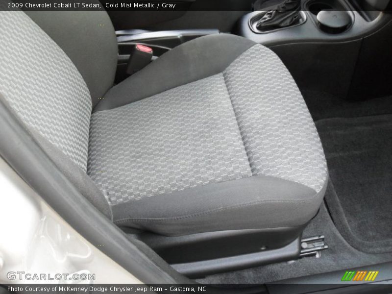Gold Mist Metallic / Gray 2009 Chevrolet Cobalt LT Sedan