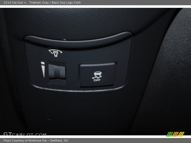 Titanium Gray / Black Soul Logo Cloth 2010 Kia Soul +