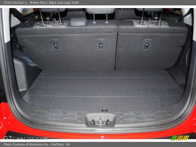 Molten Red / Black Soul Logo Cloth 2010 Kia Soul +