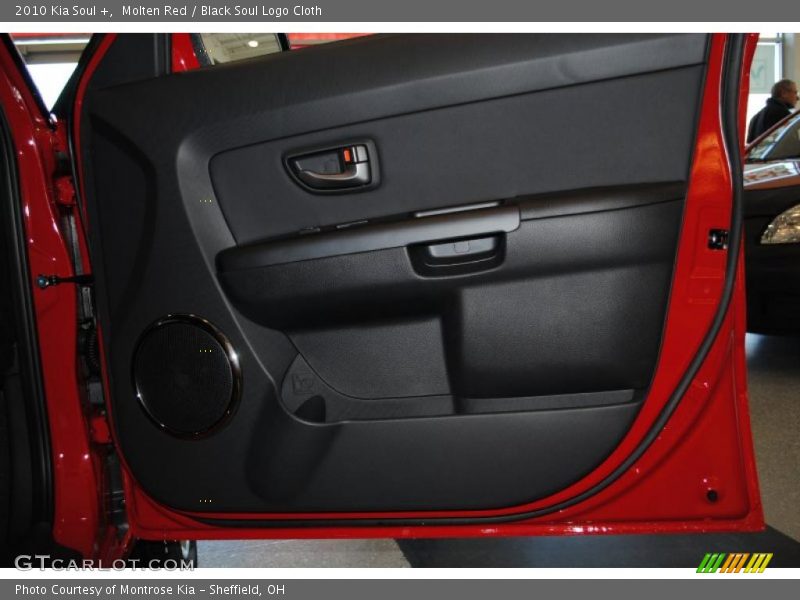 Molten Red / Black Soul Logo Cloth 2010 Kia Soul +