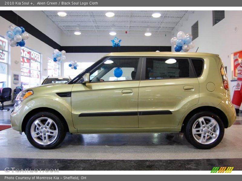 Alien Green / Black Soul Logo Cloth 2010 Kia Soul +