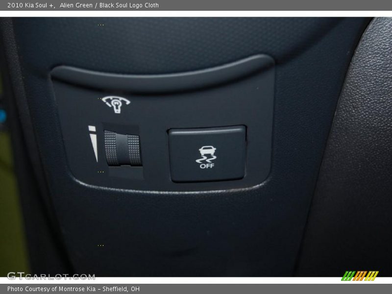 Alien Green / Black Soul Logo Cloth 2010 Kia Soul +