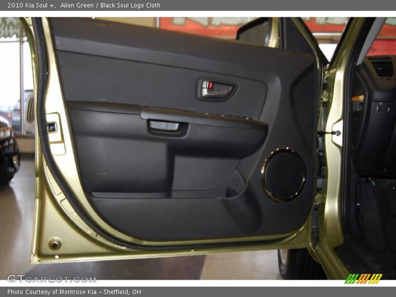 Alien Green / Black Soul Logo Cloth 2010 Kia Soul +