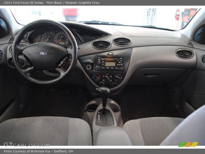 Pitch Black / Medium Graphite Grey 2001 Ford Focus SE Sedan
