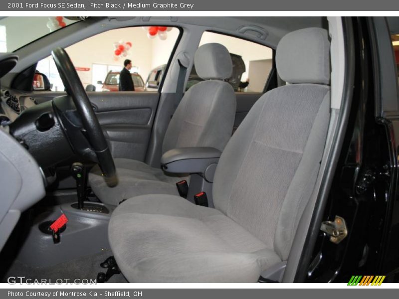 Pitch Black / Medium Graphite Grey 2001 Ford Focus SE Sedan