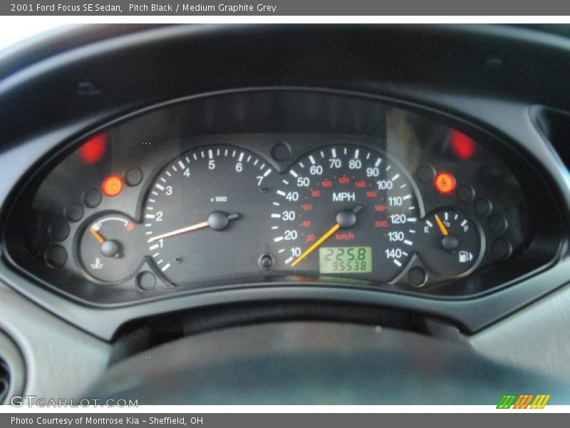 Pitch Black / Medium Graphite Grey 2001 Ford Focus SE Sedan