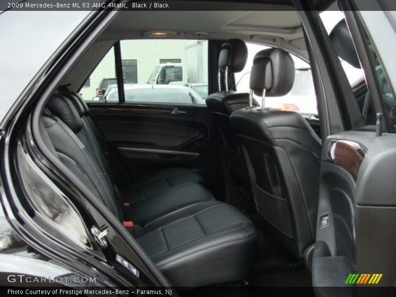 Black / Black 2009 Mercedes-Benz ML 63 AMG 4Matic