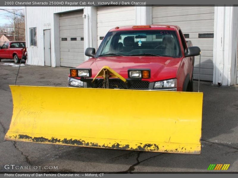 Victory Red / Dark Charcoal 2003 Chevrolet Silverado 2500HD Regular Cab 4x4