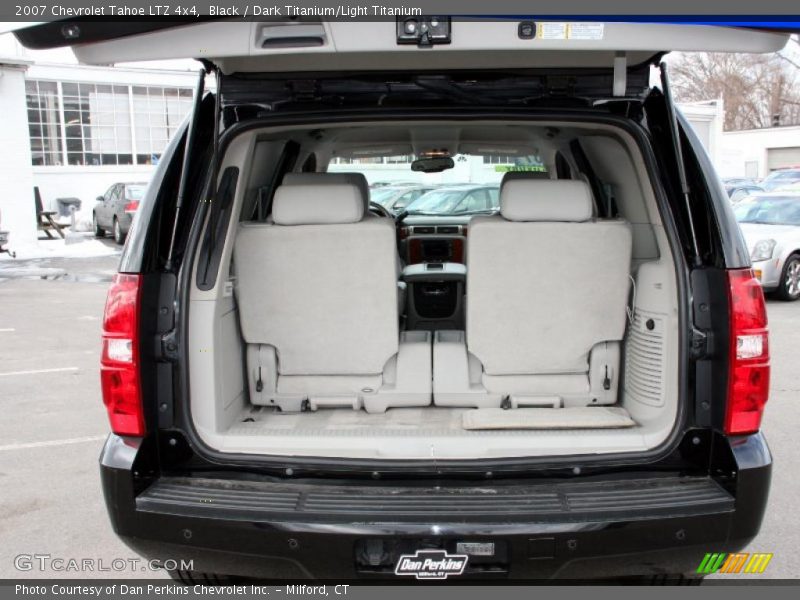 Black / Dark Titanium/Light Titanium 2007 Chevrolet Tahoe LTZ 4x4