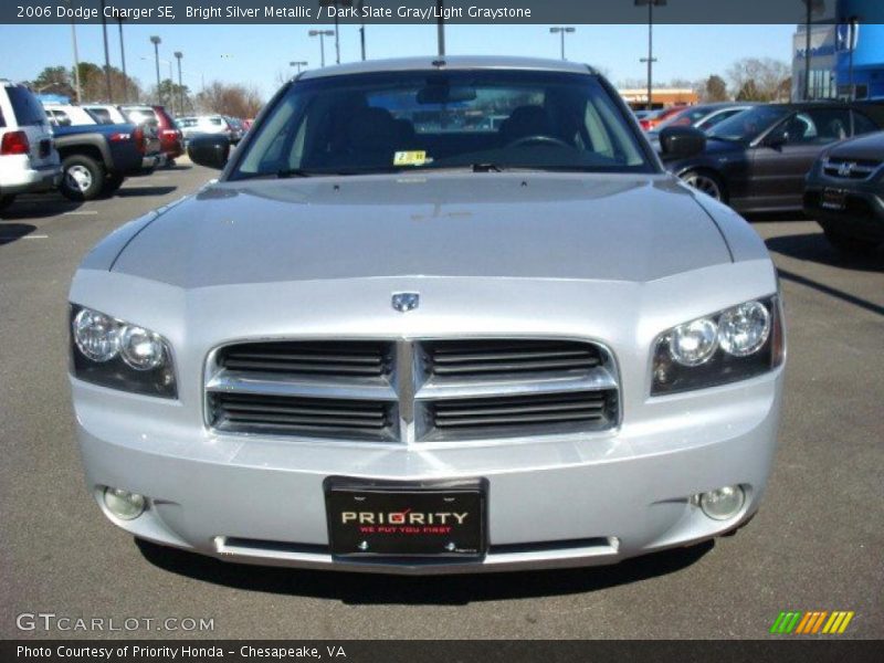 Bright Silver Metallic / Dark Slate Gray/Light Graystone 2006 Dodge Charger SE