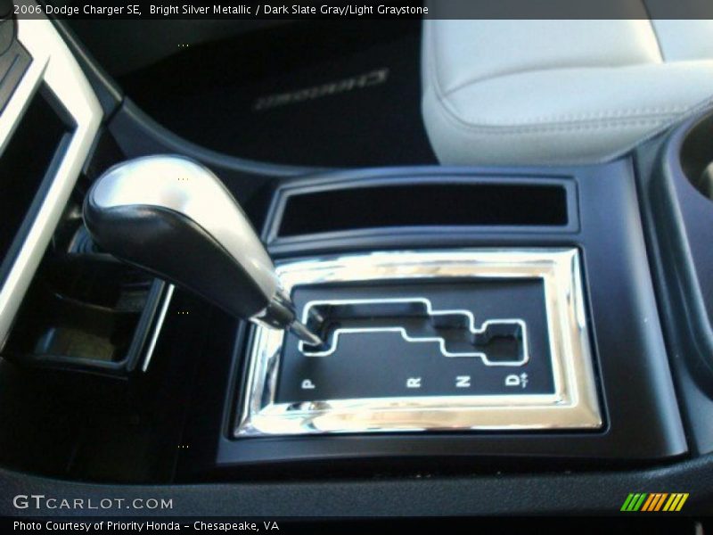 Bright Silver Metallic / Dark Slate Gray/Light Graystone 2006 Dodge Charger SE