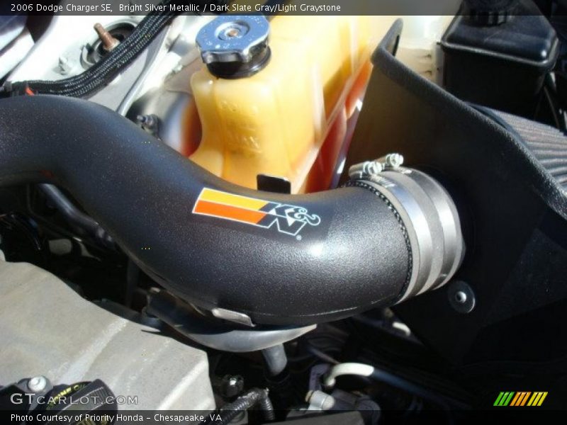 Bright Silver Metallic / Dark Slate Gray/Light Graystone 2006 Dodge Charger SE