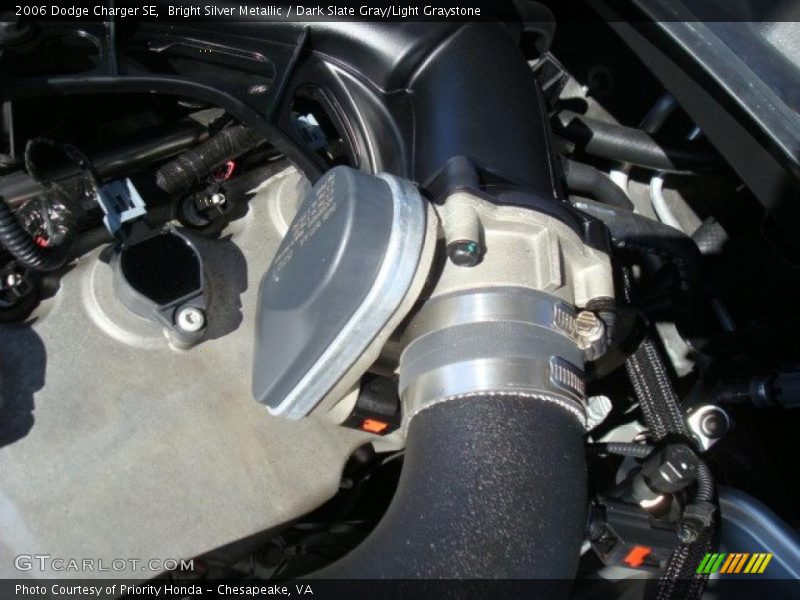 Bright Silver Metallic / Dark Slate Gray/Light Graystone 2006 Dodge Charger SE