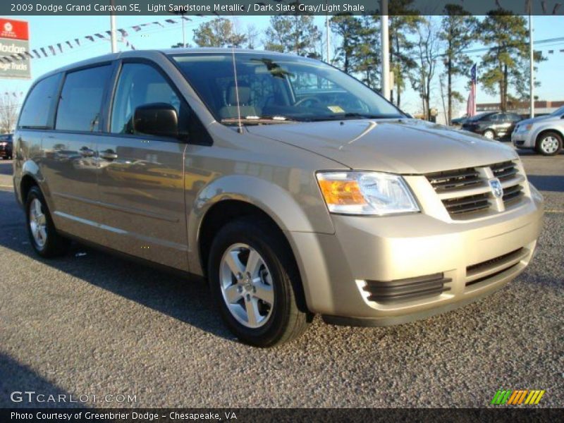 Light Sandstone Metallic / Dark Slate Gray/Light Shale 2009 Dodge Grand Caravan SE