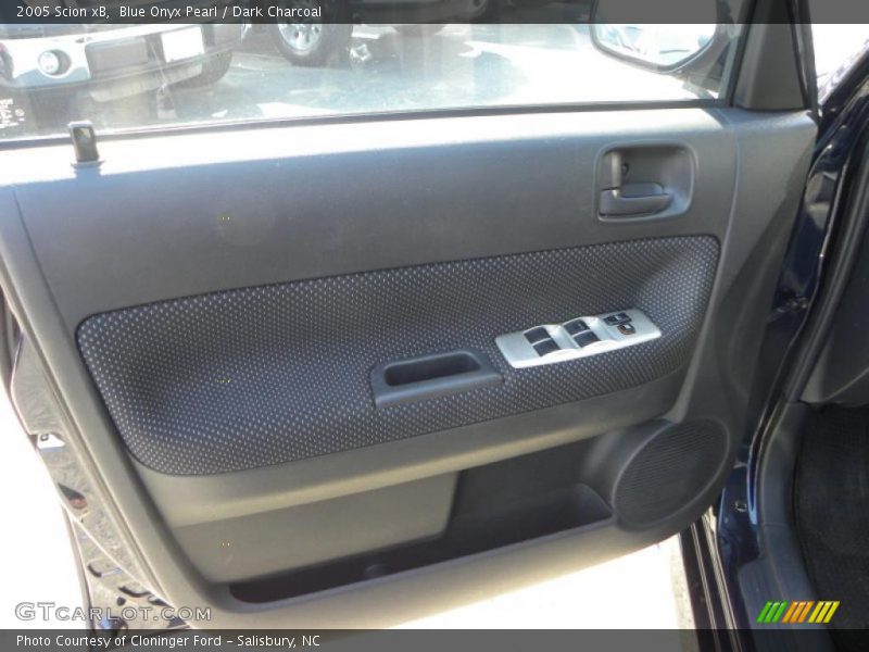Blue Onyx Pearl / Dark Charcoal 2005 Scion xB