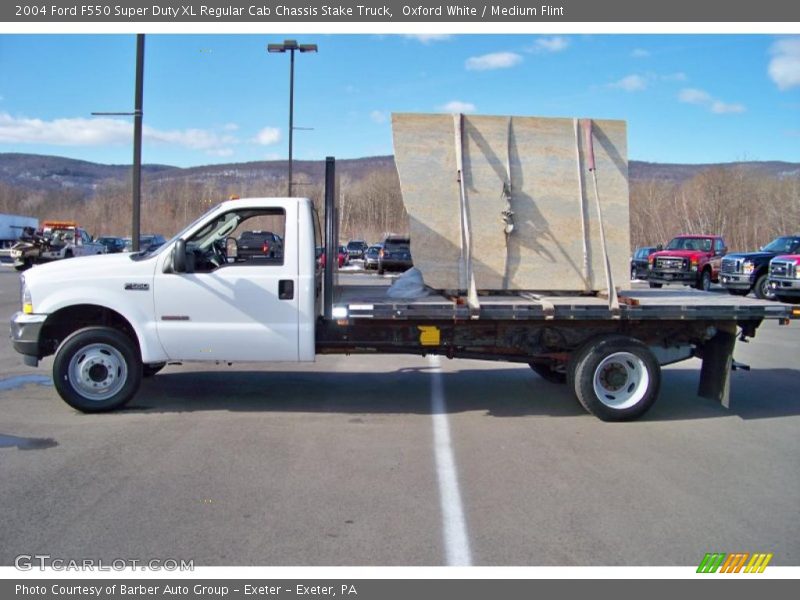 Oxford White / Medium Flint 2004 Ford F550 Super Duty XL Regular Cab Chassis Stake Truck