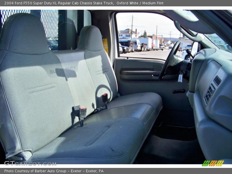 Oxford White / Medium Flint 2004 Ford F550 Super Duty XL Regular Cab Chassis Stake Truck