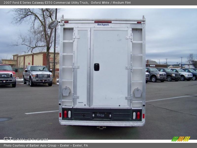 Oxford White / Medium Flint 2007 Ford E Series Cutaway E350 Commercial Utility Truck