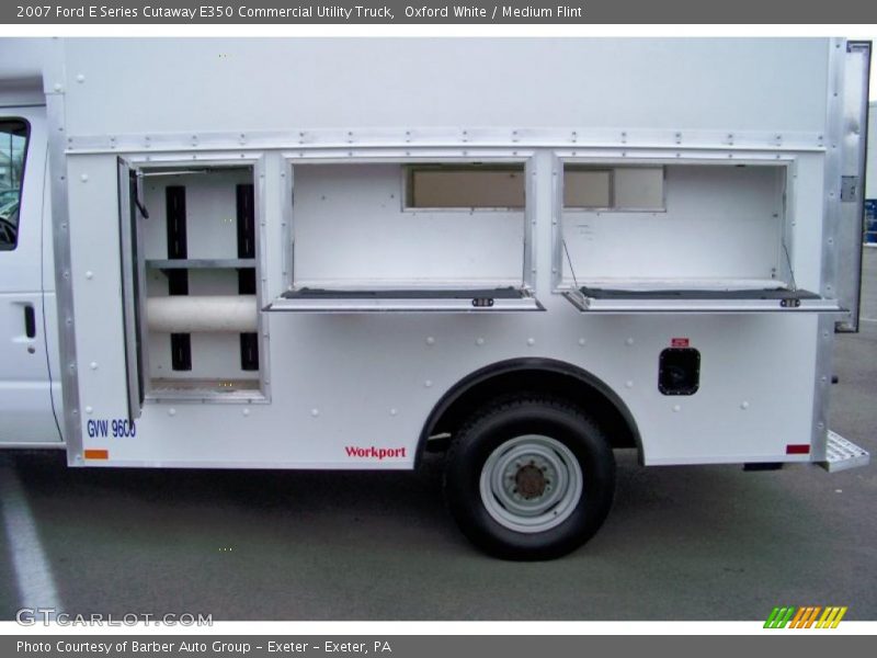 Oxford White / Medium Flint 2007 Ford E Series Cutaway E350 Commercial Utility Truck