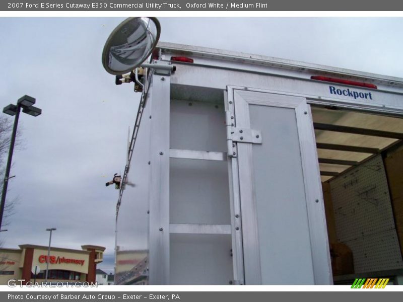 Oxford White / Medium Flint 2007 Ford E Series Cutaway E350 Commercial Utility Truck