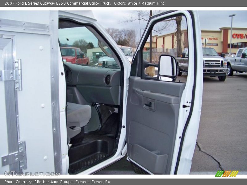 Oxford White / Medium Flint 2007 Ford E Series Cutaway E350 Commercial Utility Truck