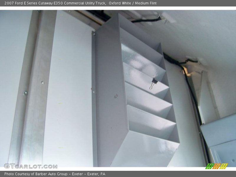 Oxford White / Medium Flint 2007 Ford E Series Cutaway E350 Commercial Utility Truck