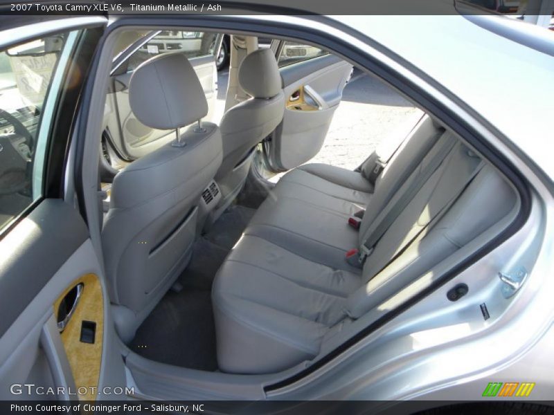 Titanium Metallic / Ash 2007 Toyota Camry XLE V6