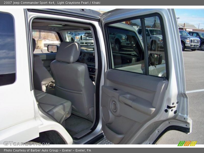 Light Graystone Pearl / Khaki 2007 Jeep Commander Sport 4x4