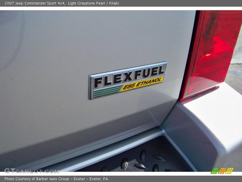 Light Graystone Pearl / Khaki 2007 Jeep Commander Sport 4x4