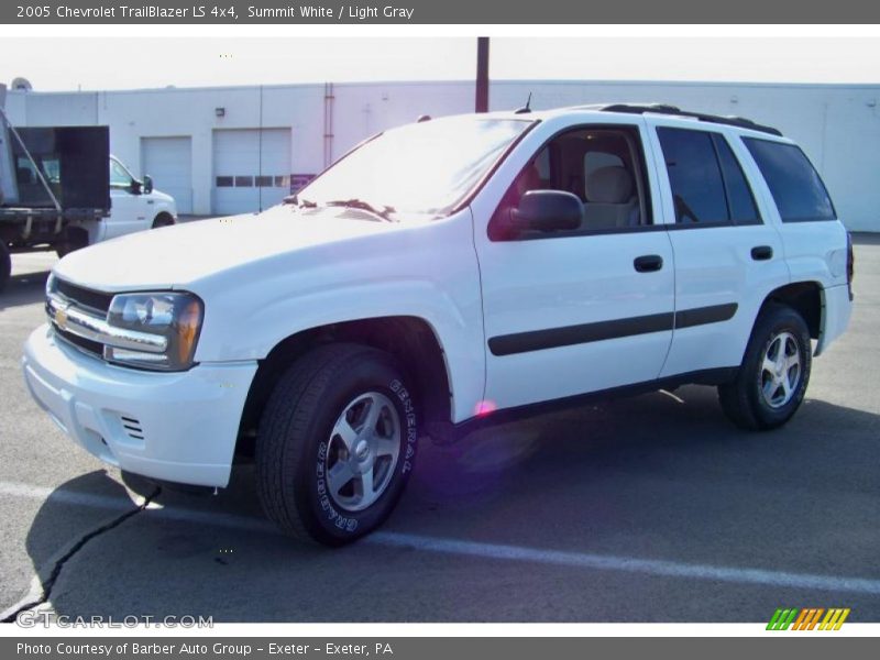 Summit White / Light Gray 2005 Chevrolet TrailBlazer LS 4x4