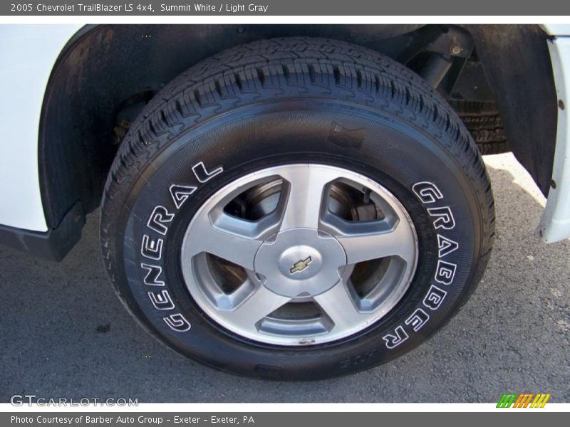 Summit White / Light Gray 2005 Chevrolet TrailBlazer LS 4x4