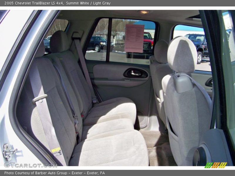 Summit White / Light Gray 2005 Chevrolet TrailBlazer LS 4x4