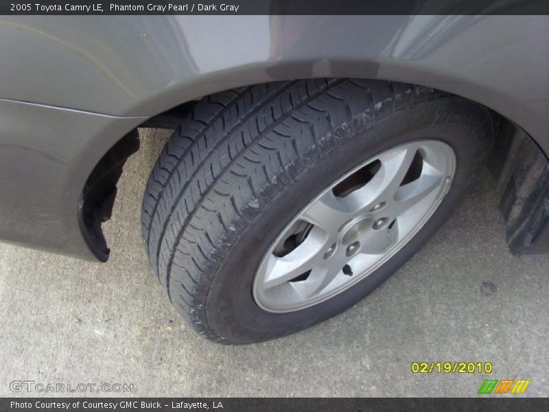 Phantom Gray Pearl / Dark Gray 2005 Toyota Camry LE