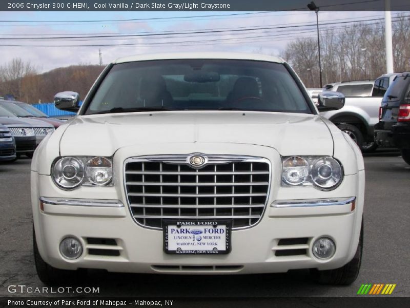 Cool Vanilla / Dark Slate Gray/Light Graystone 2006 Chrysler 300 C HEMI