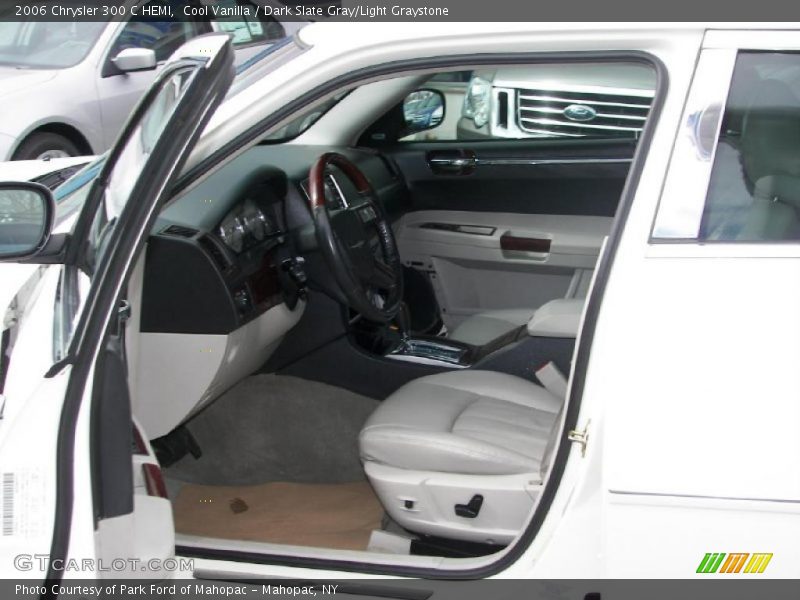 Cool Vanilla / Dark Slate Gray/Light Graystone 2006 Chrysler 300 C HEMI