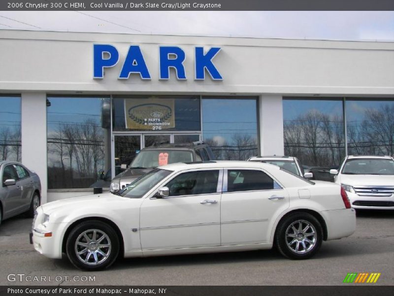 Cool Vanilla / Dark Slate Gray/Light Graystone 2006 Chrysler 300 C HEMI