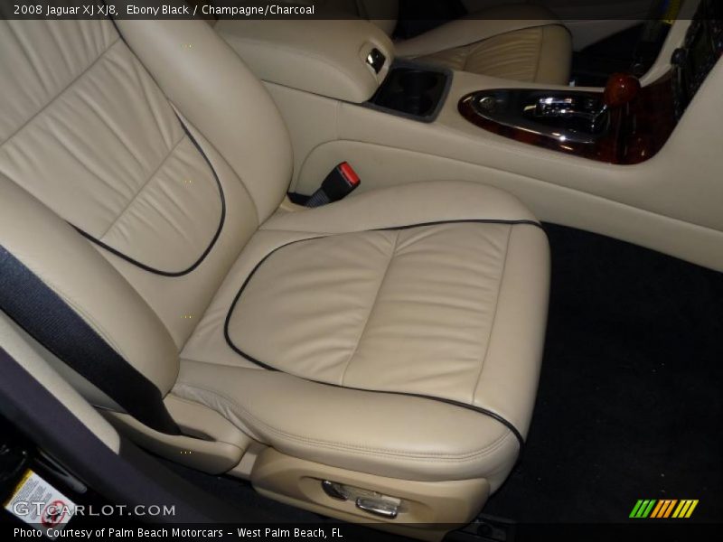 Ebony Black / Champagne/Charcoal 2008 Jaguar XJ XJ8