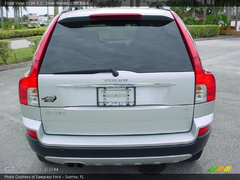 Silver Metallic / Off Black 2008 Volvo XC90 3.2