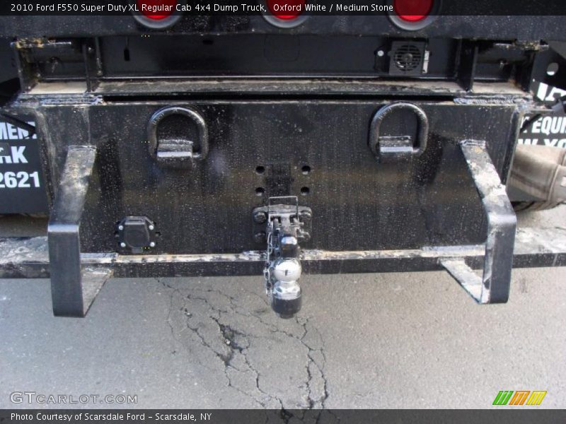 Oxford White / Medium Stone 2010 Ford F550 Super Duty XL Regular Cab 4x4 Dump Truck