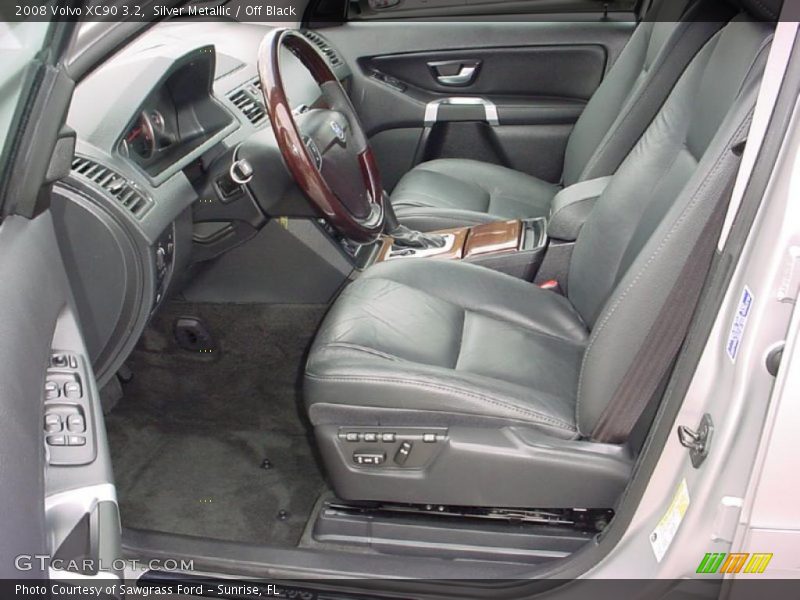 Silver Metallic / Off Black 2008 Volvo XC90 3.2