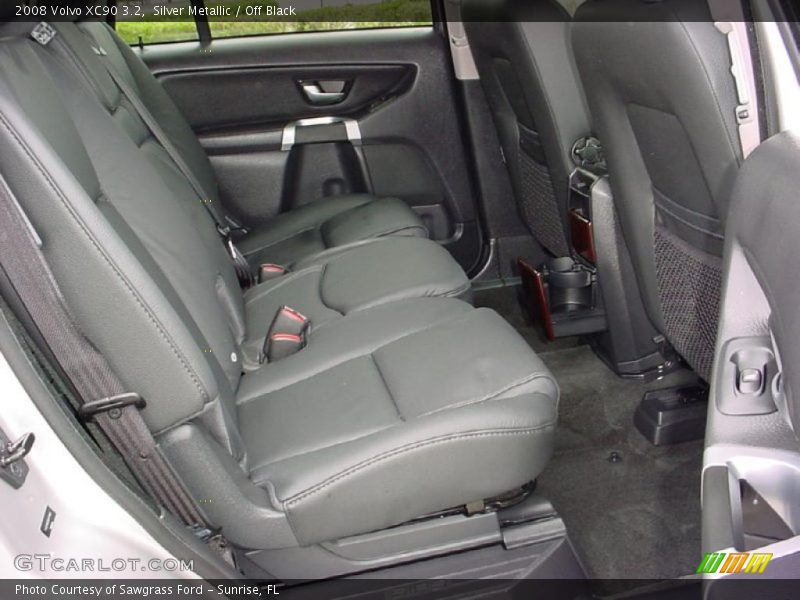 Silver Metallic / Off Black 2008 Volvo XC90 3.2
