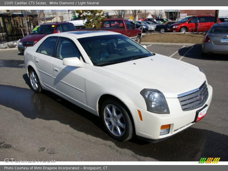 White Diamond / Light Neutral 2005 Cadillac CTS Sedan