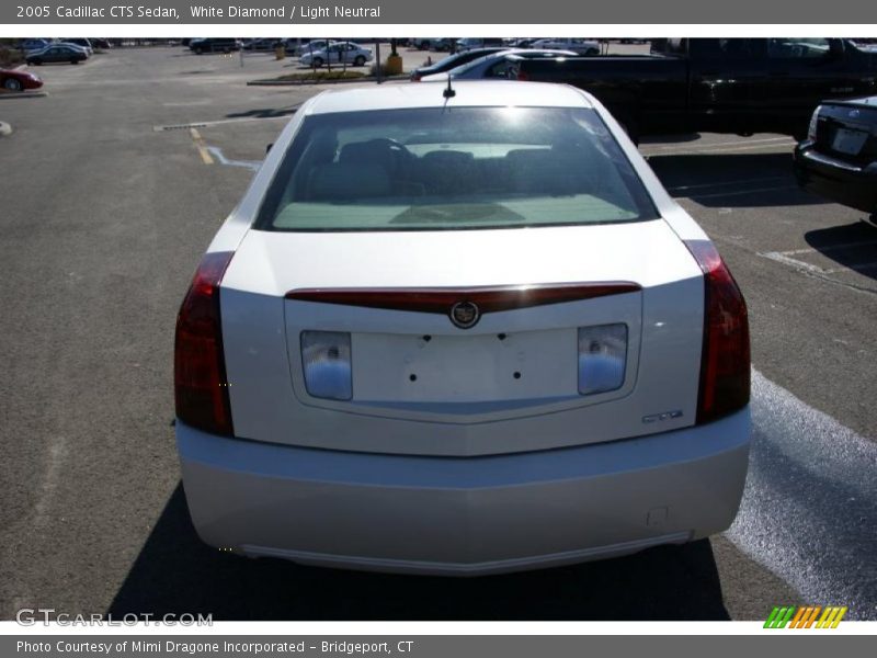 White Diamond / Light Neutral 2005 Cadillac CTS Sedan
