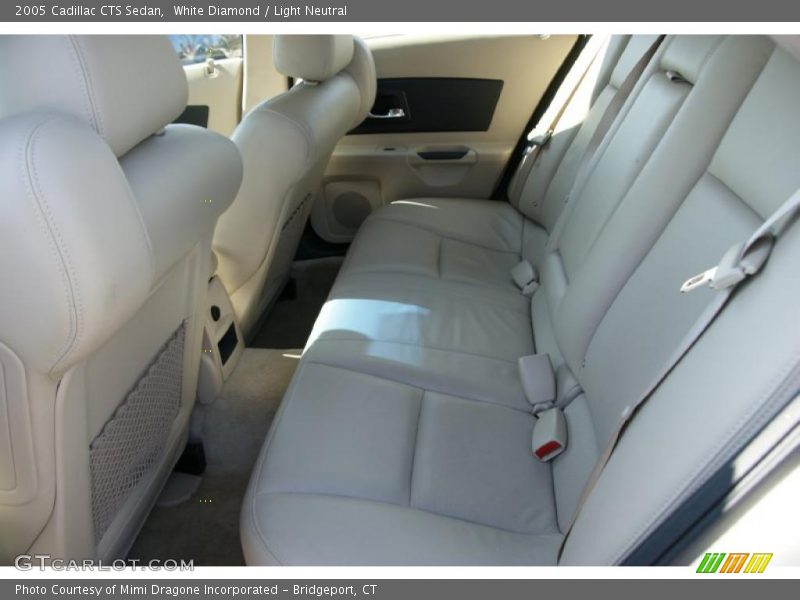 White Diamond / Light Neutral 2005 Cadillac CTS Sedan